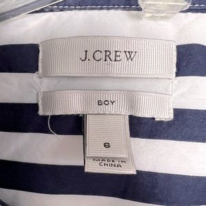J. Crew Boys Size 6 light weight navy blue/white button up